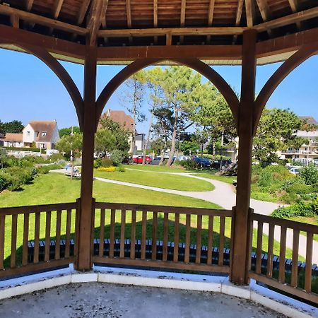 Studio Front De Mer Merville-Franceville-Plage Εξωτερικό φωτογραφία