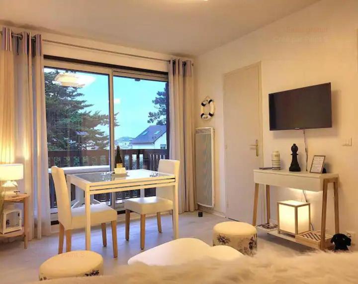 Studio Front De Mer Merville-Franceville-Plage Εξωτερικό φωτογραφία